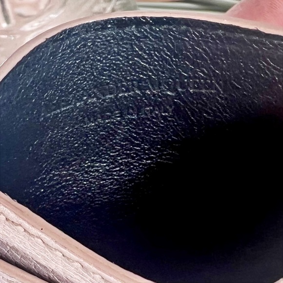 Alexander McQueen Baby Pink Cardholder - Picture 8 of 10